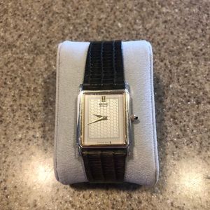Seiko quarts mens ultra thin,leather band watch